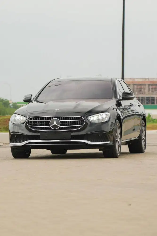 Mercedes Benz E200 Avantgarde Panoramic 2023