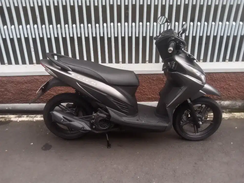 JUAL CEPAT HONDA Vario 110 LED CBS ISS 2018, SUPER MULUSSS FULL ORI..