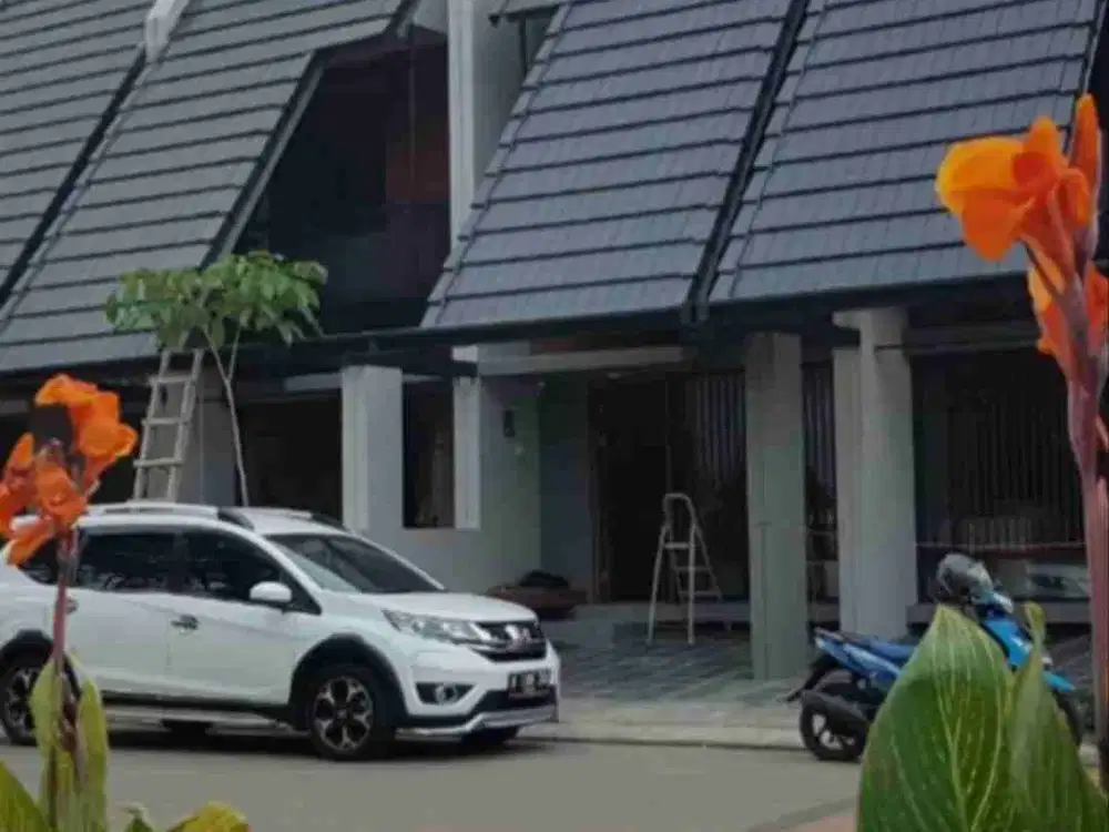 DIJUAL CEPAT RUMAH FULLY FURNISH, TINGGAL BAWA KOPER. FLEEKHAUZ BSD