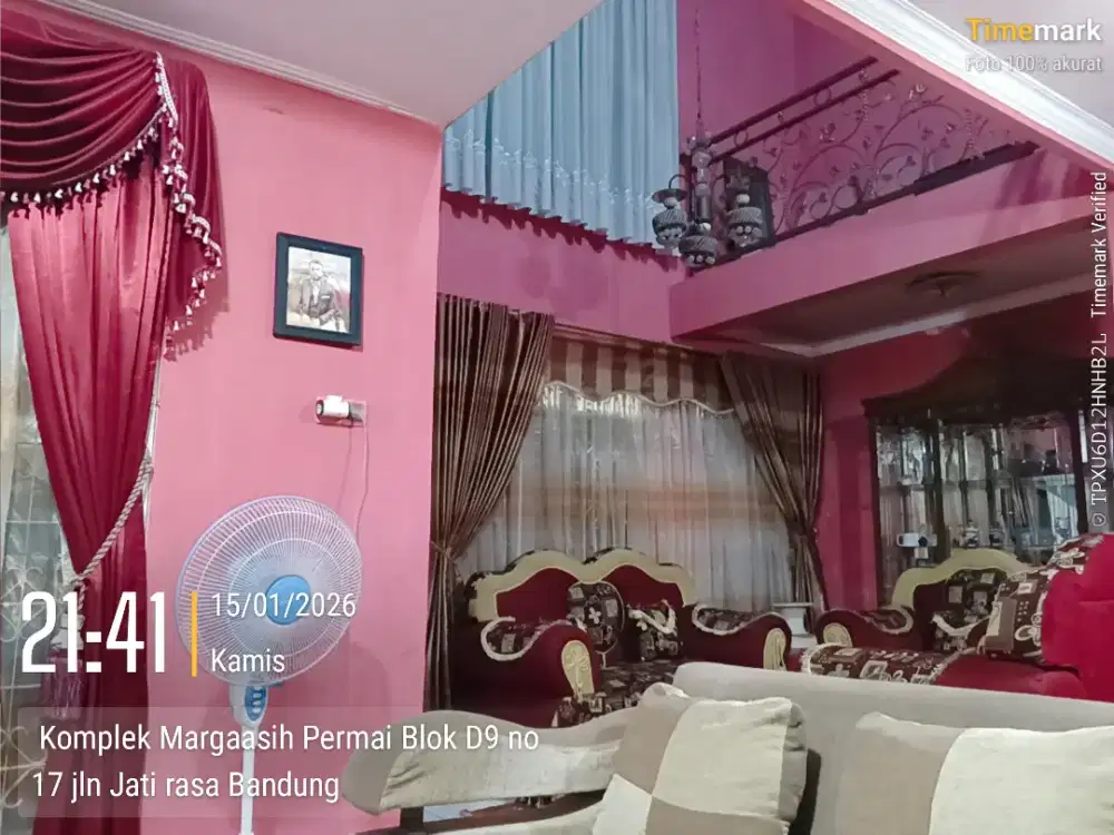 Di BTUHKAN ART WANITA