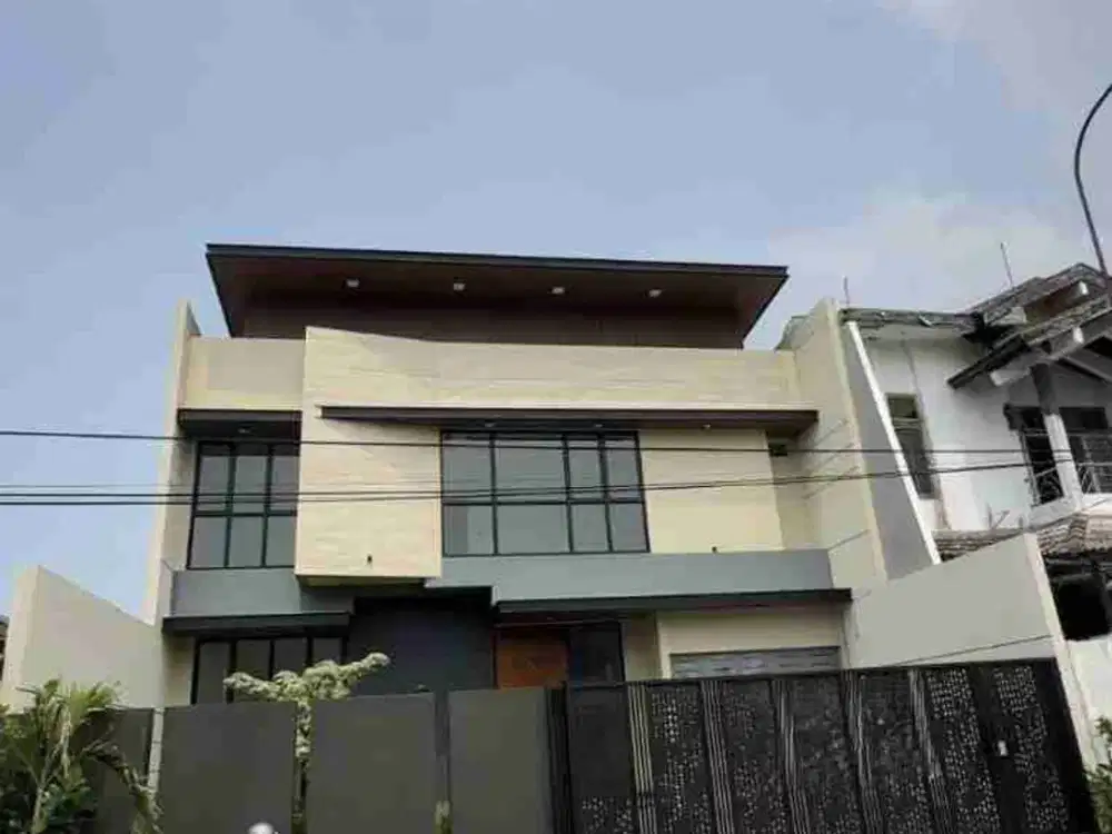 DIJUAL RUMAH MEWAH KERTAJAYA INDAH