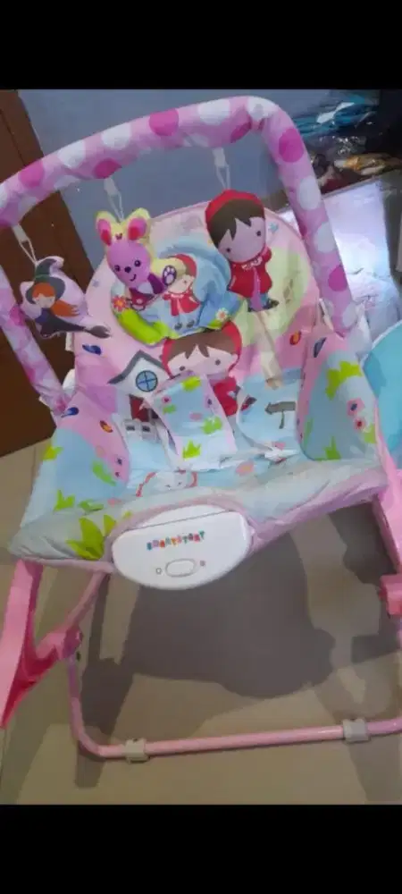 Ayunan beby bouncer tempat mandi beby.