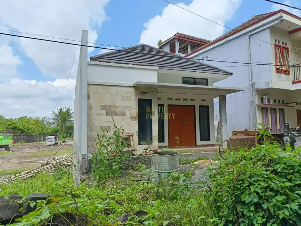 RUMAH MODERN MINIMALIS DEKAT SLEMAN CITY HALL