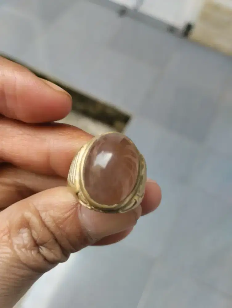 cincing batu bacan obi