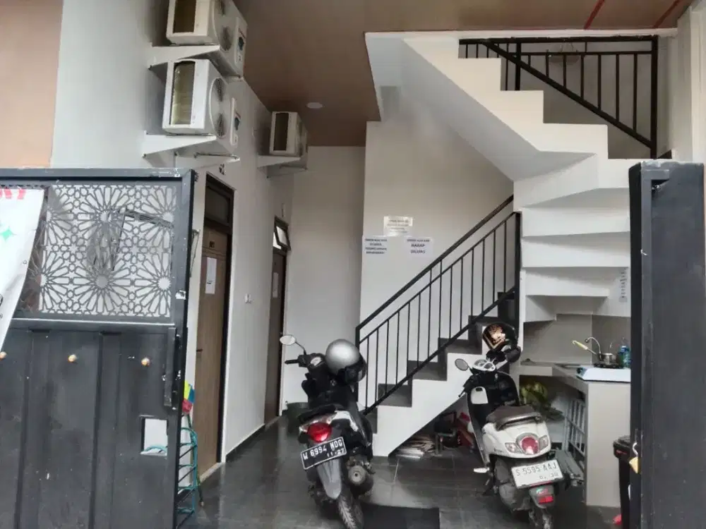 Sisa 1. Jual Rumah Kost Kemlaten Surabaya