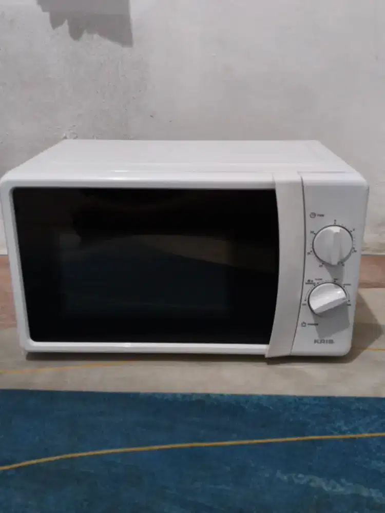 Microwave oven AZKO KRIS 20 Liter