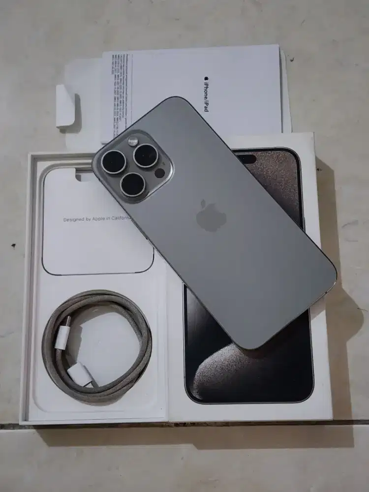I Phone 15 Pro Max 512Gb IBOX, warna Natural, 99,9% Sempurna (BH: 86%)