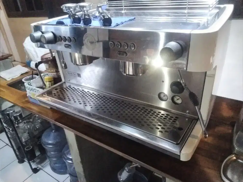 Mesin kopi IBERITAL 2G  (bekas)