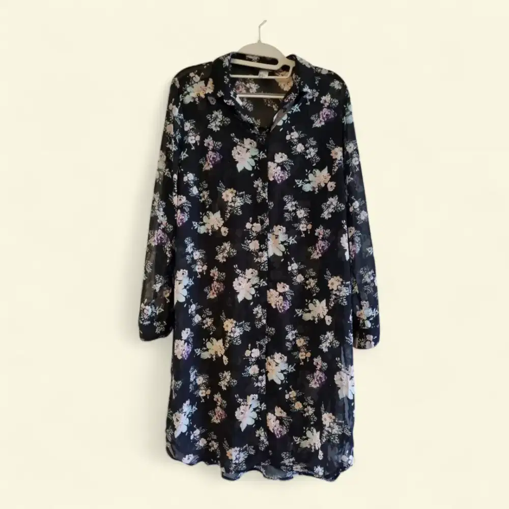Tunik H&M Divided Hitam Motif Bunga Size 40/L