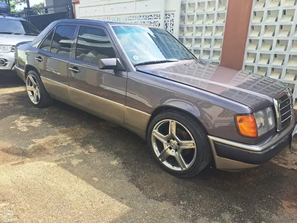 Mercy Boxer 230e W124