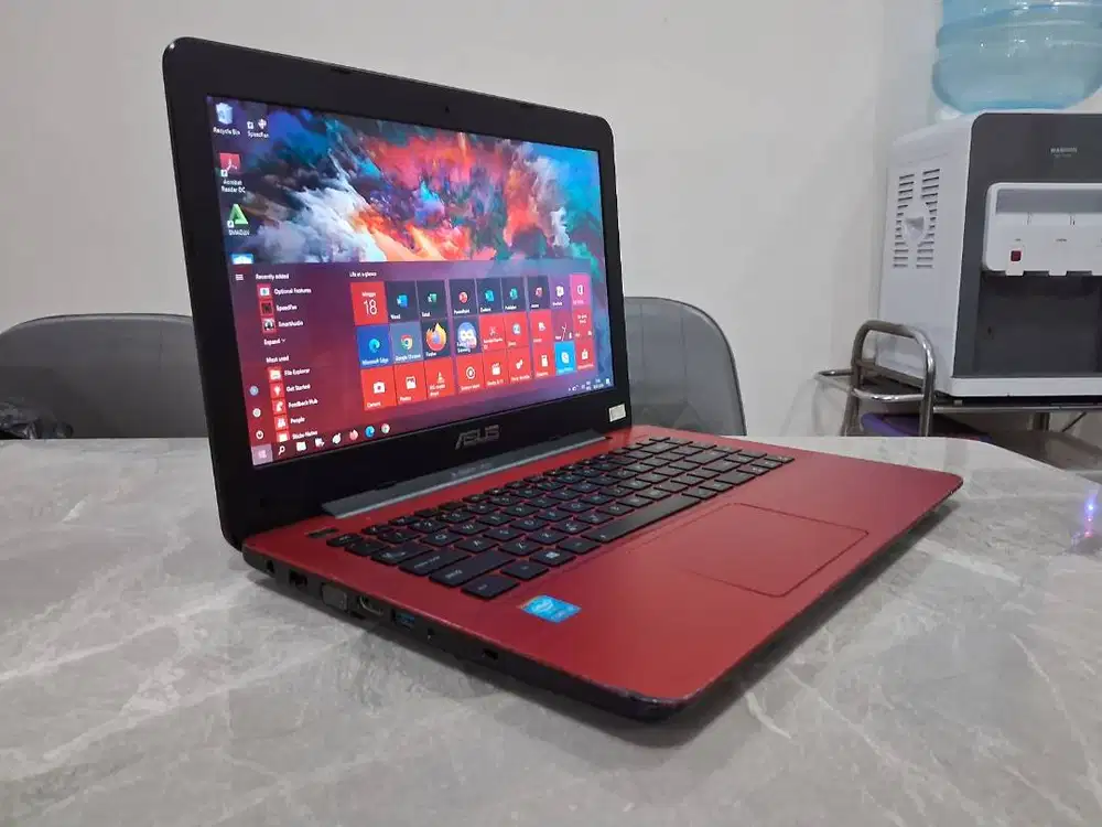 ASUS Gen 5 2.0GHz 6GB SSD ReadyUp Laptop14in Slim Garansi Toko fisik