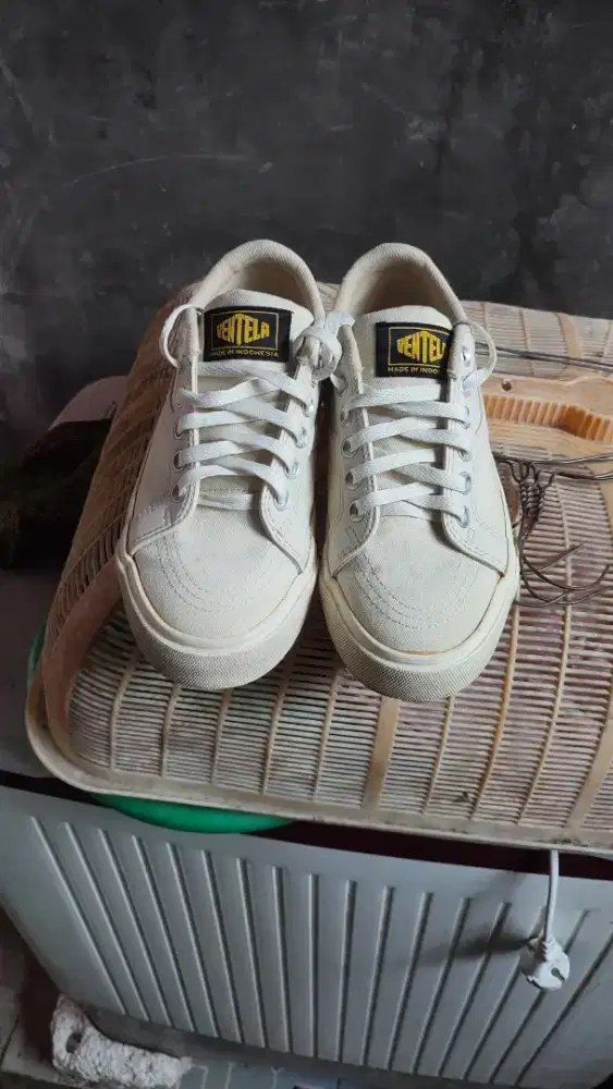 Ventela republic low cream