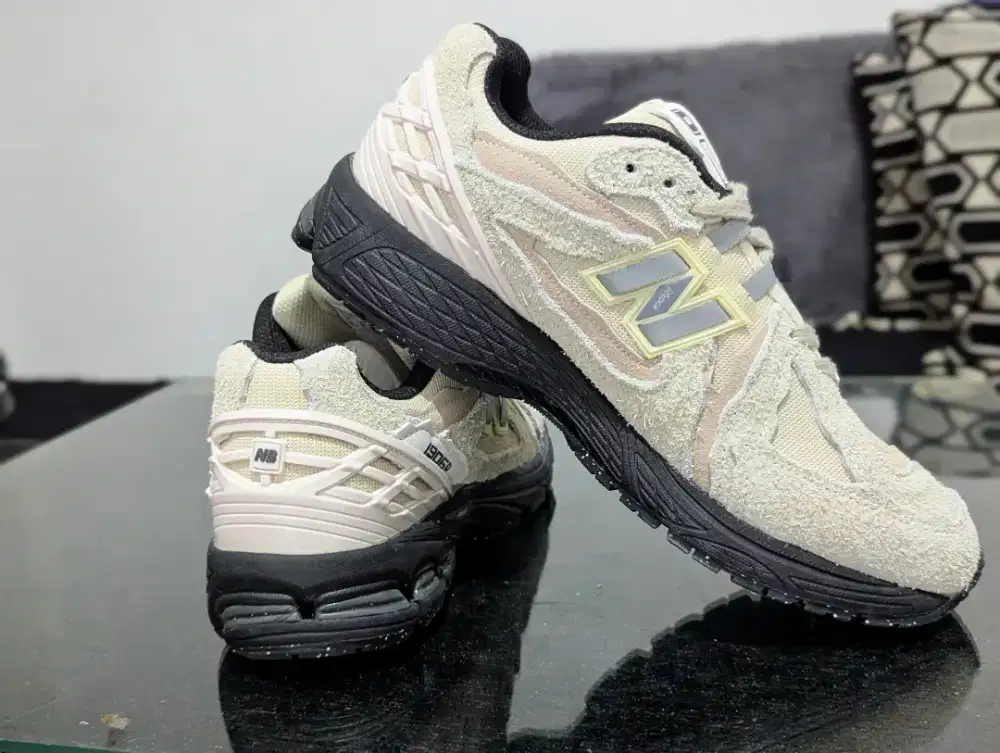 Sepatu casual NB 1906D