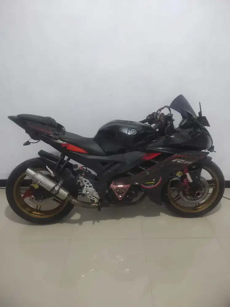 Bismillahirrahmanirrahim Yamaha R15 tahun 2016