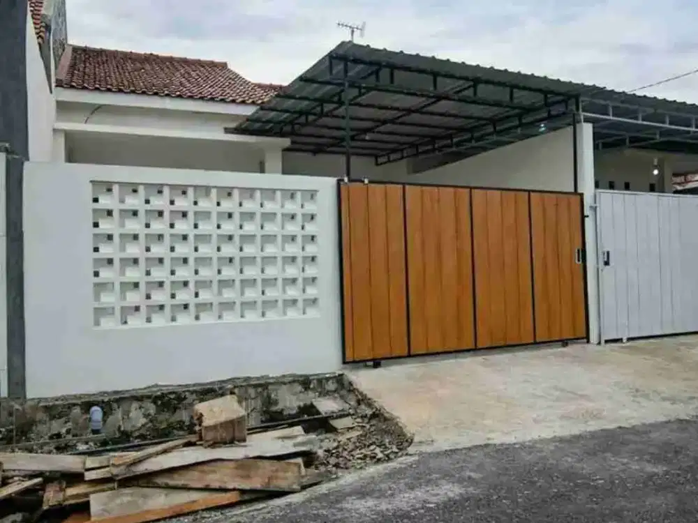 Di jual baru selatan Saba Buana ready siap pake