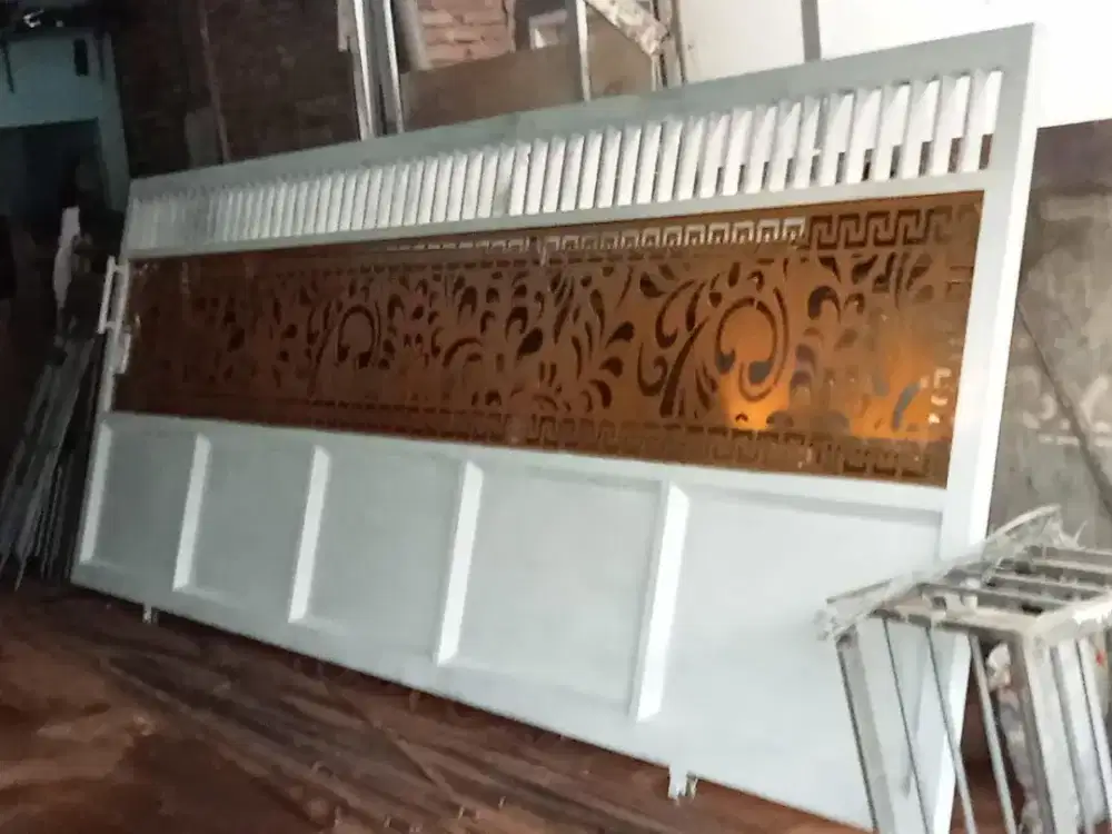 Pagar pintu gerbang plat cating laser