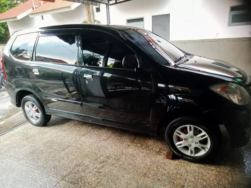 Xenia 1.3 Xi  Deluxe 2011