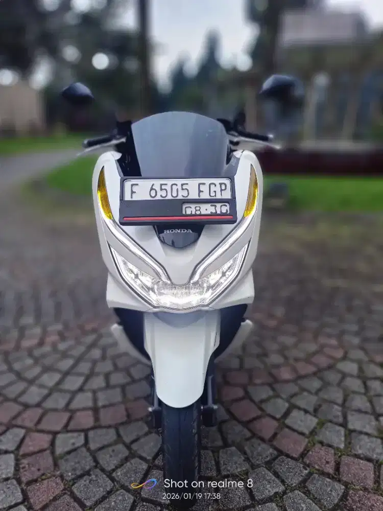 BISMILLAAHI KUN FAYAKUUNU PCX 150 WHITE GLOWING 2020