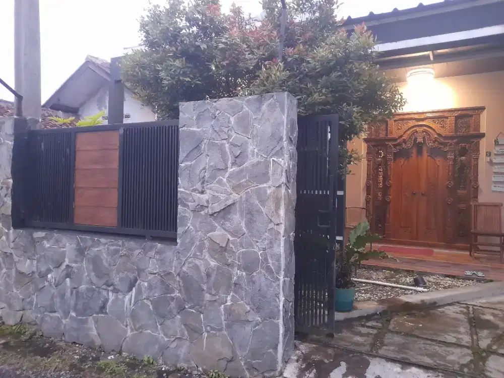 Rumah luas– Rasa Villa, Dekat Kota, Bangunan baru.