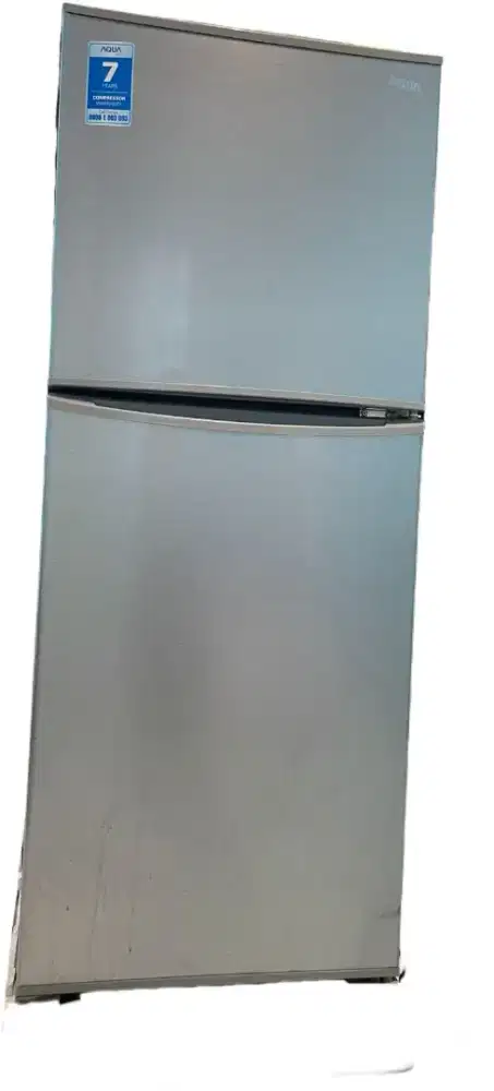 Kulkas aqua 2 pintu mulus