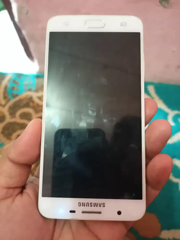 samsung galaxy j7 prime