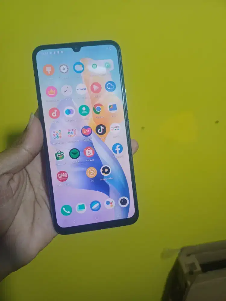 Vivo v23e 8/128 hp casan