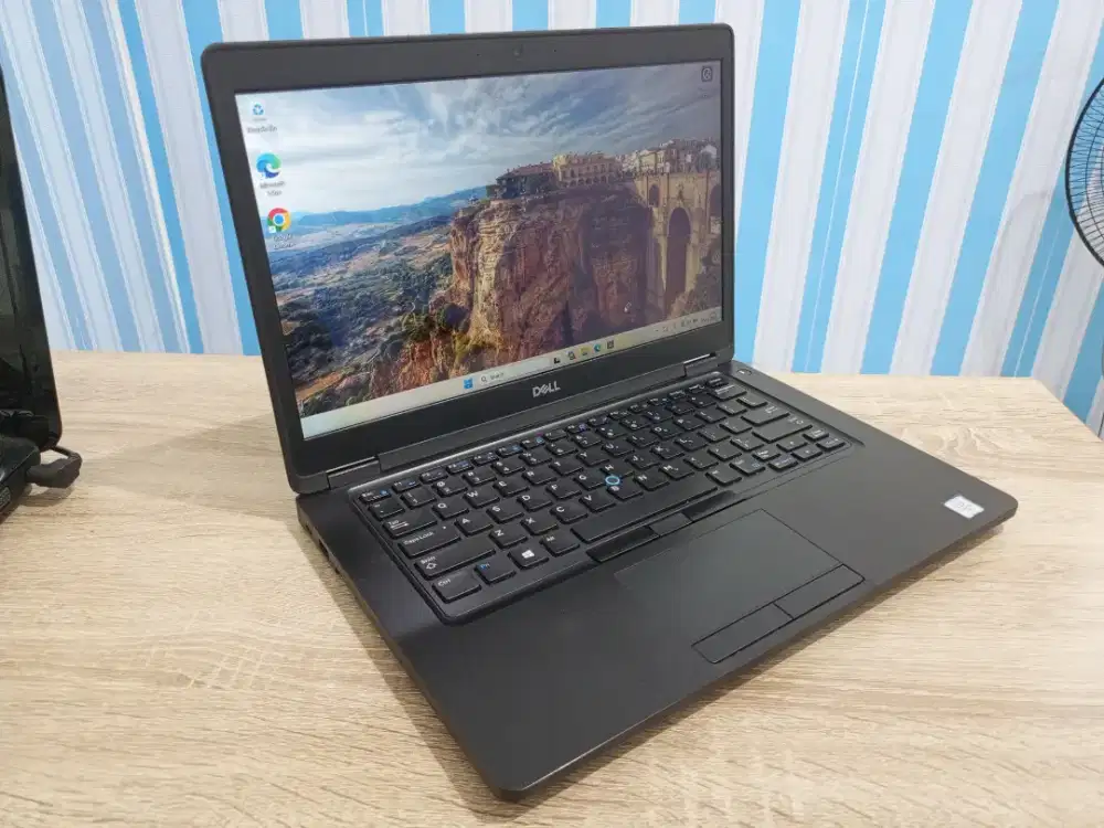 Laptop Touchscreen Dell Latitude 5490 Intel Core i5-7300U 2.60GHz