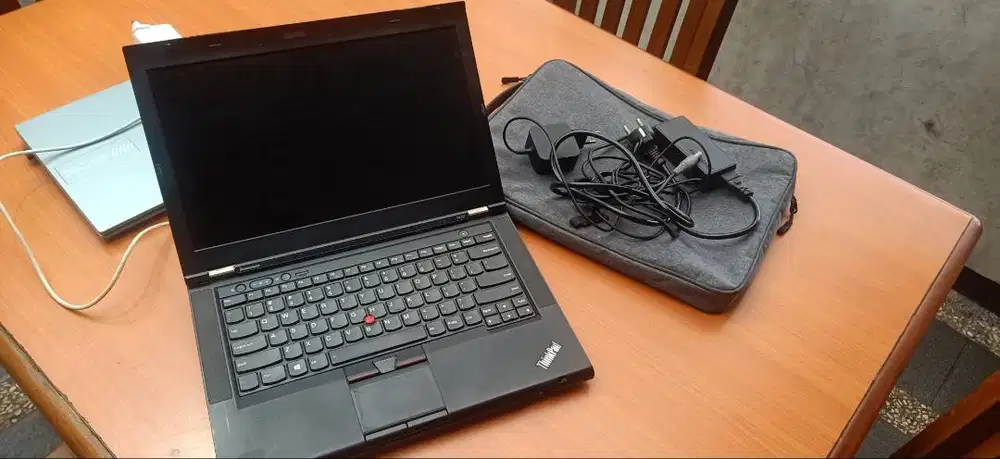 Lenovo ThinkPad T430 Ex Kantor Mati / Kanibal Laptop – Apa Adanya