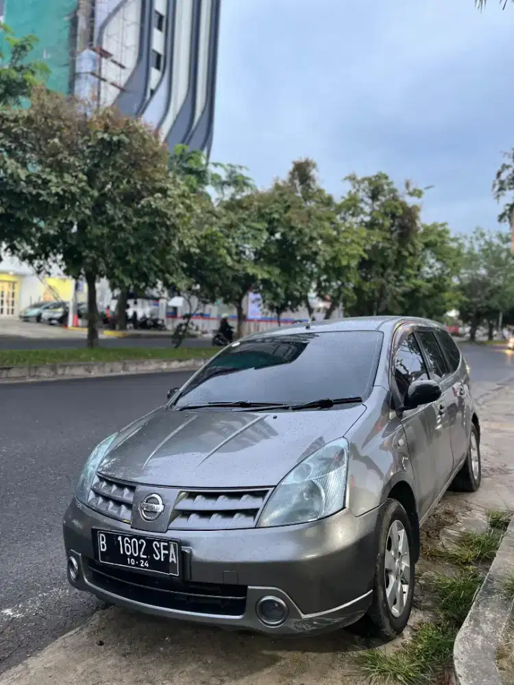 Grand Livina XV matic 2008 pajak off