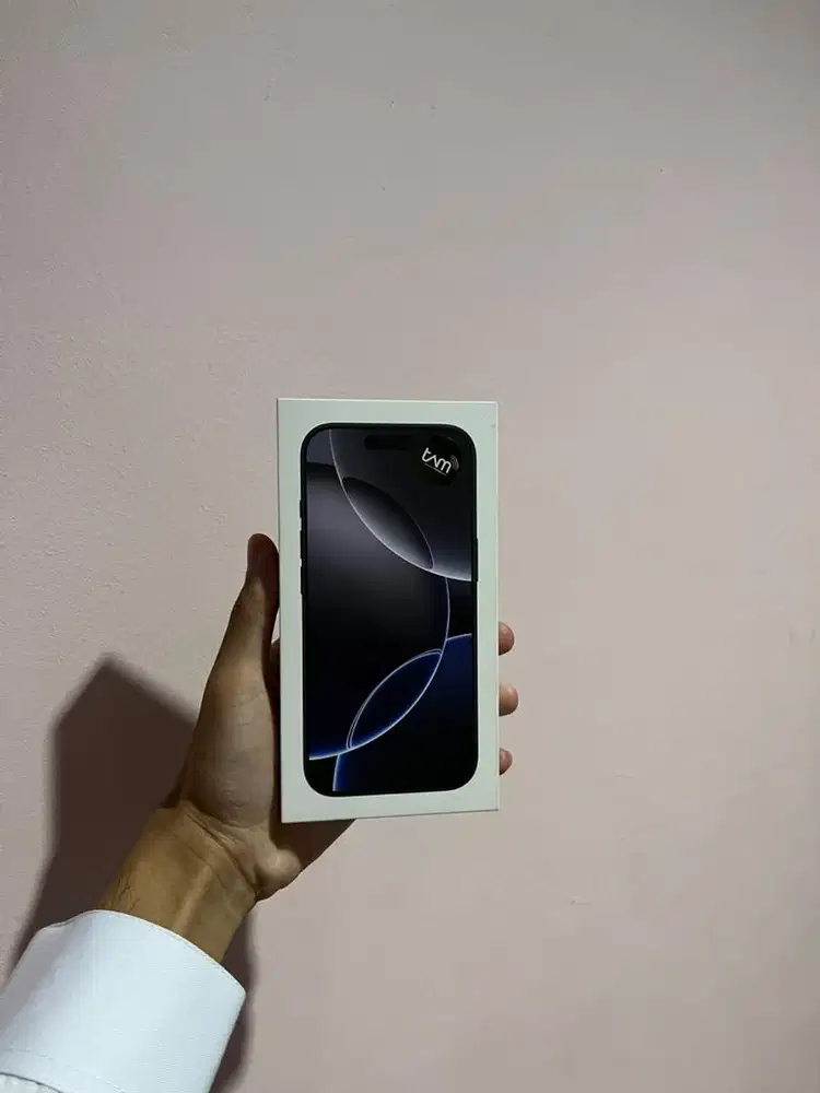 IPHONE 16 PRO 256GB BLACK TITANIUM IBOX