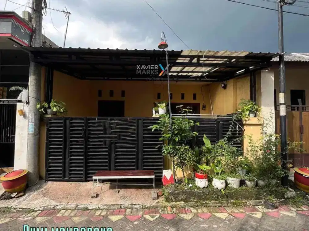 Rumah dekat Alfamart di bumi Mondoroko Raya Singosari Malang