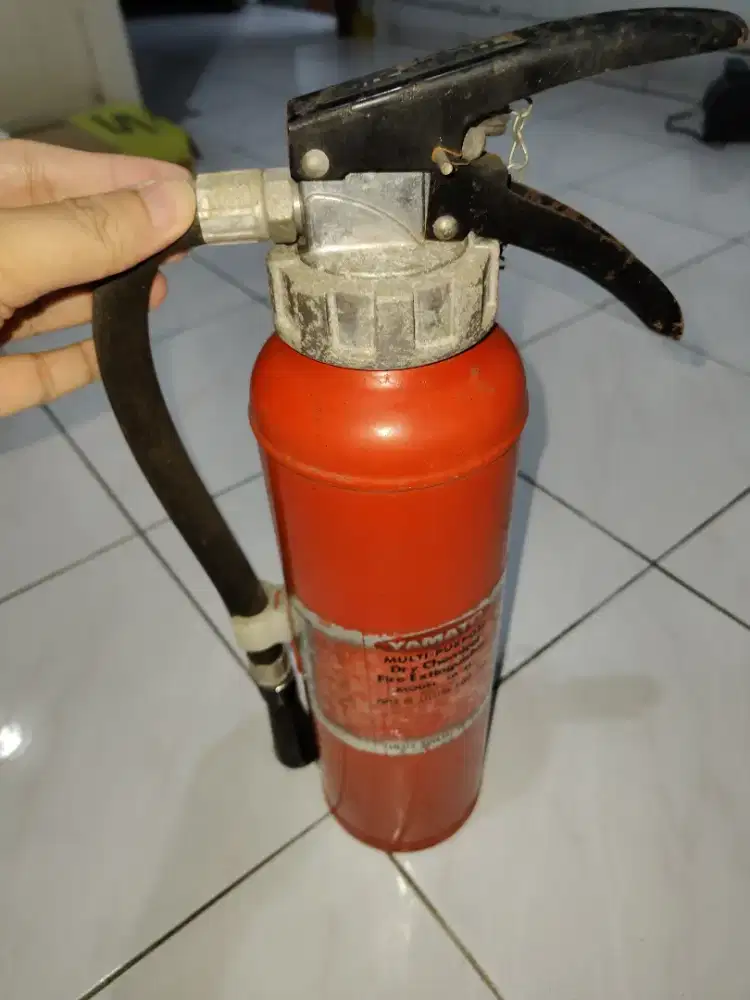 Alat pemadam kebakaran / apar yamato ya-4L