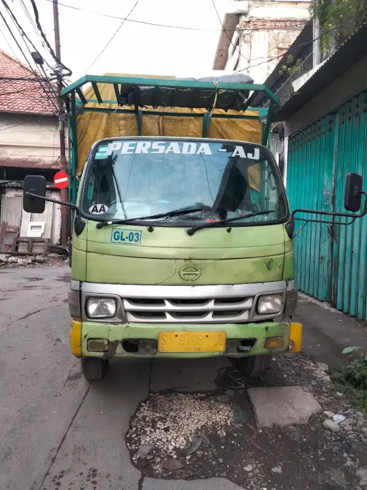 Dijual cepat Truk Hino Dutro
