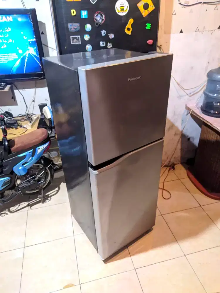 Kulkas 2 pintu panasonic