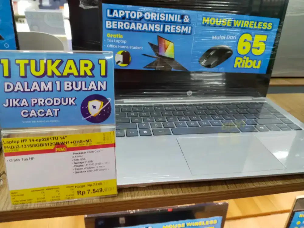 Laptop HP 8 512 i3 free 1x cicilan