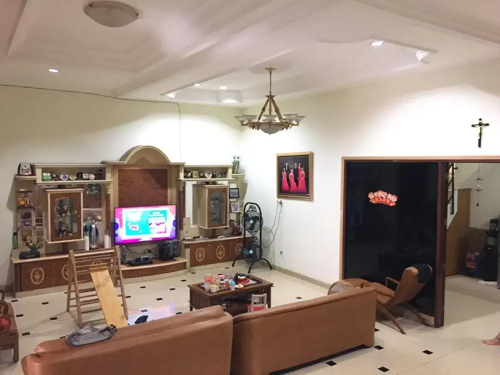 Dijual Cepat Rumah 2 Lantai Palem Lestari Cengkareng