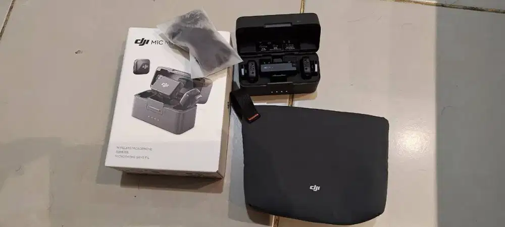Jual BU DJI Mic Mini (2 TX + 1 RX + Charging Case) LIKE NEW 100%
