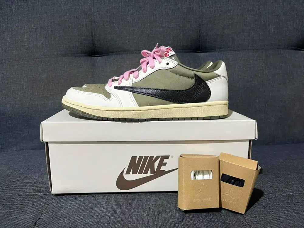 Sepatu Nike Air Jordan 1 Low OG Travis Scott Medium Olive