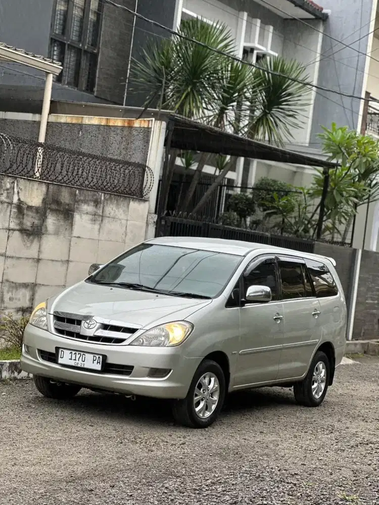 Toyota Kijang Innova V 2.0 Matic 2005/2006 SIAP PAKAI 2007