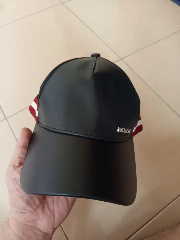 Topi bally original