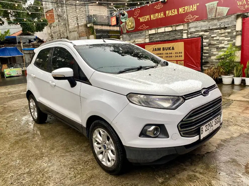 DIJUAL CEPAT FORD ECOSPORT DENGAN MINUS