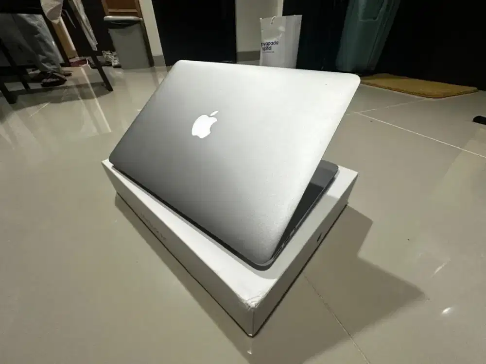 Macbook air 2017 128  mulus bgt