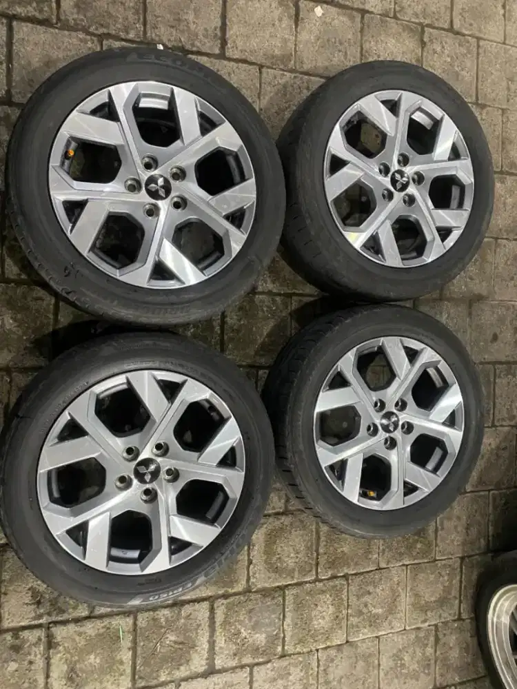 Velg Xpander OEM Cross R17 ban BS 2022