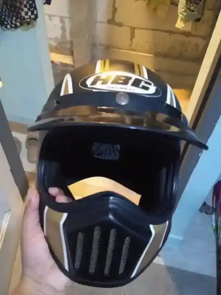 helm cakil 300 . 3x pakai jrang pakai