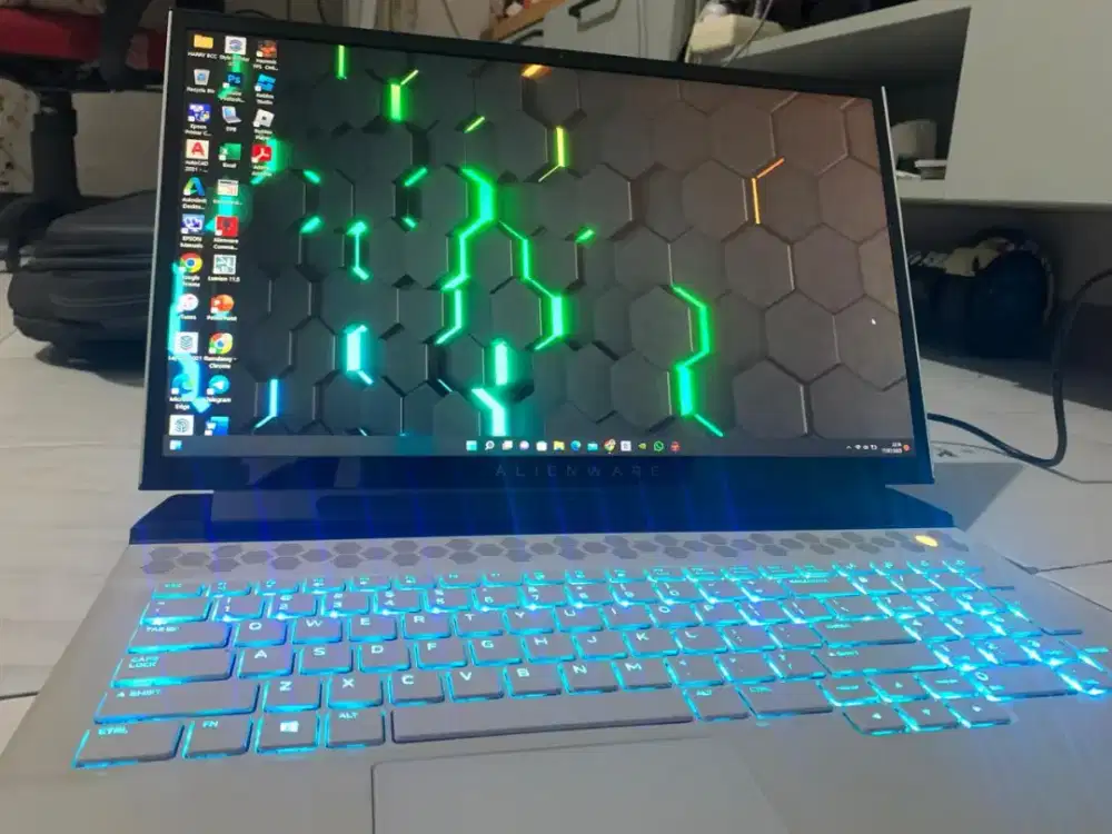 Laptop alienware M17 R2