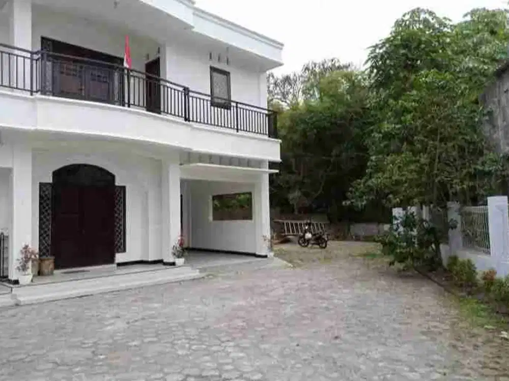 Dijual Murah Rumah Besar Bisa Buat Kost Blkng Hotel Hyatt dkt Kampus AMPT dan STIE  jln Palagan Jogja.BU