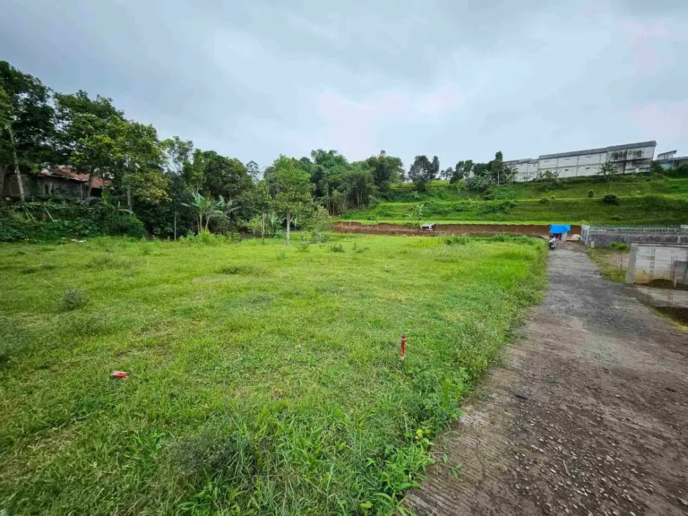 Tanah Dijual shm luas 660m2 di megamendung puncak