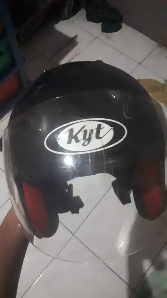 HELM KYT DJ MARU