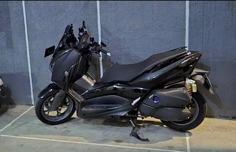 Yamaha XMAX 250