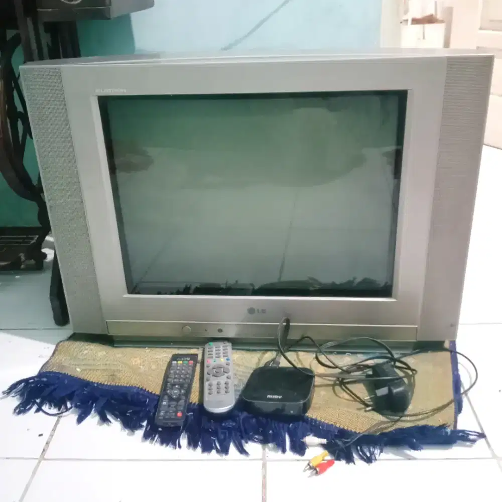 Jual TV LG 21'Inch + STB Kualitas Sangat Baik